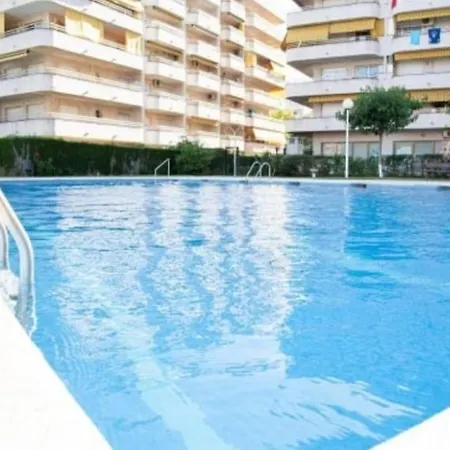 En Centro De Con 3 Piscinas. Apartamento